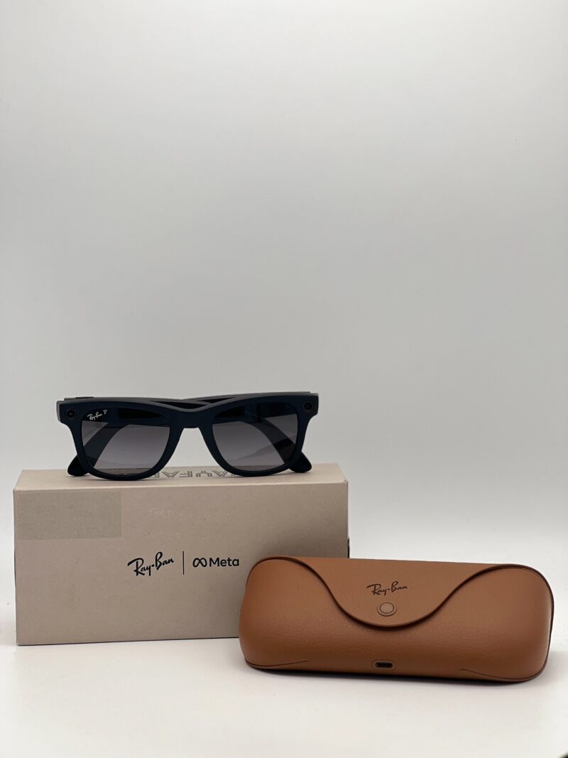 rayban-meta-black-gradient
