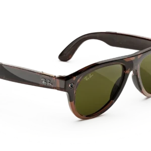 عینک : Aviator (Gen 3)Frame colour: Transparent Umber Lens colour: Transitions® Jade