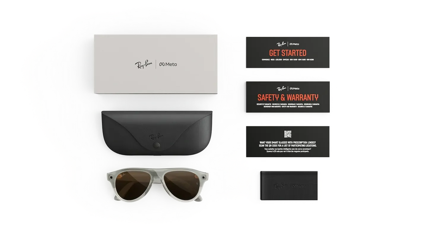 عینک : Aviator (Gen 3) Frame colour: Milky Warm Beige Lens colour: Transitions® Brown - Image 3