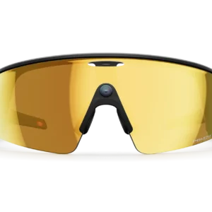 عینک : Vanguard Frame colour: Black Lens colour: Prizm™ 24K