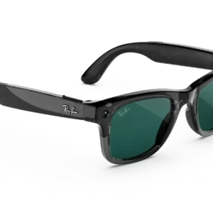 عینک : Wayfarer (Gen 3)  Frame colour: Transparent Black Lens colour: Transitions® Aquamarine